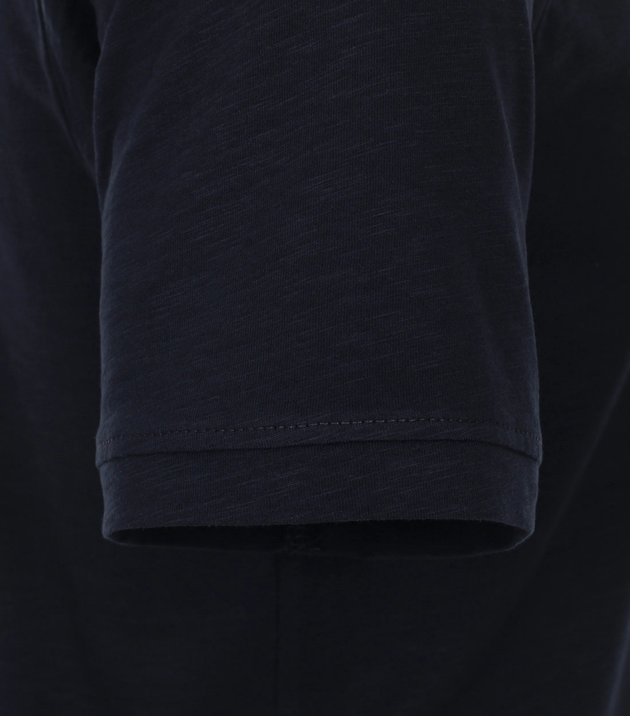 Henley - 923877900