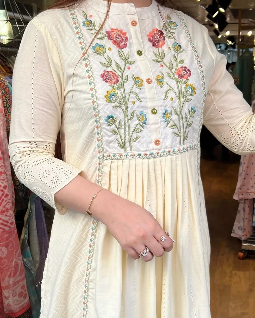 Off-White Flared Suit with Embroidery