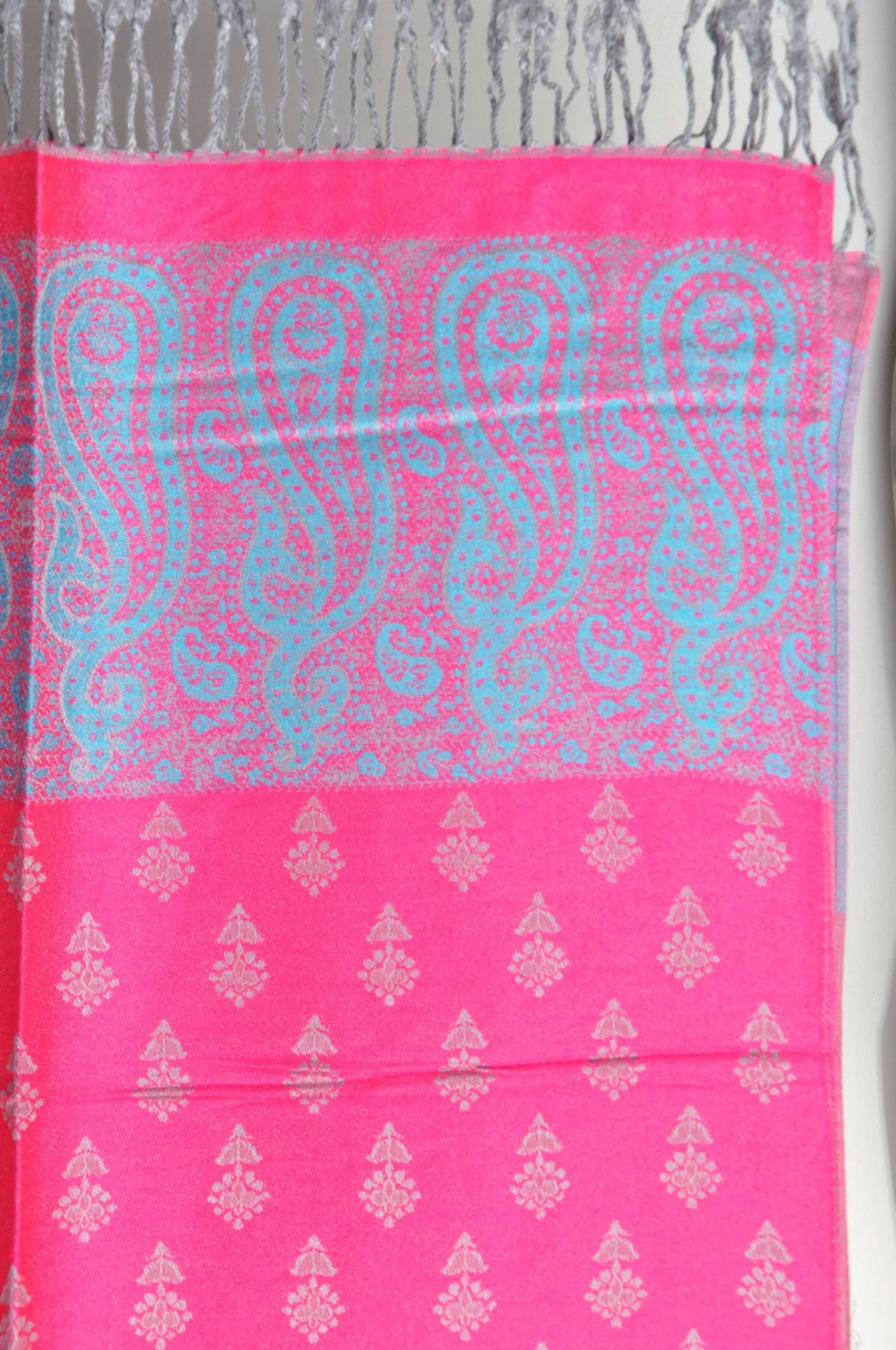 Pink dual side Stole
